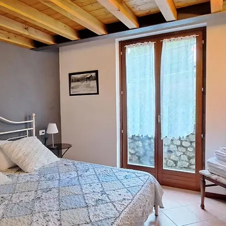 Schoenes Ferienhaeuschen Gabriele In Ruhiger Lage Mit Pool Casa de Férias