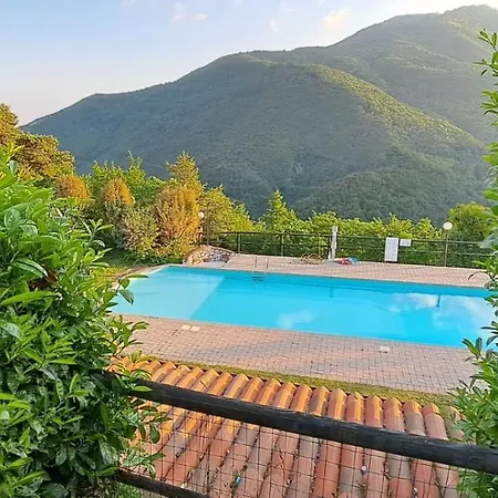 Schoenes Ferienhaeuschen Gabriele In Ruhiger Lage Mit Pool Casa de Férias