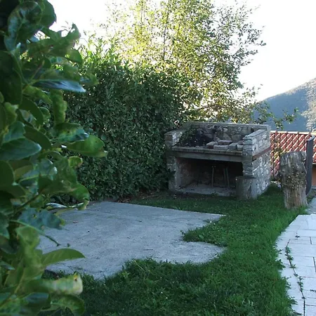 Schoenes Ferienhaeuschen Gabriele In Ruhiger Lage Mit Pool Casa de Férias Olzano