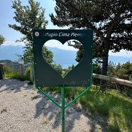 Schoenes Ferienhaeuschen Gabriele In Ruhiger Lage Mit Pool Casa de Férias