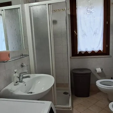 Schoenes Ferienhaeuschen Gabriele In Ruhiger Lage Mit Pool Casa de Férias *